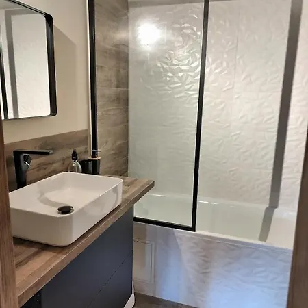 L'observatoire - Parking - Clim - Vue